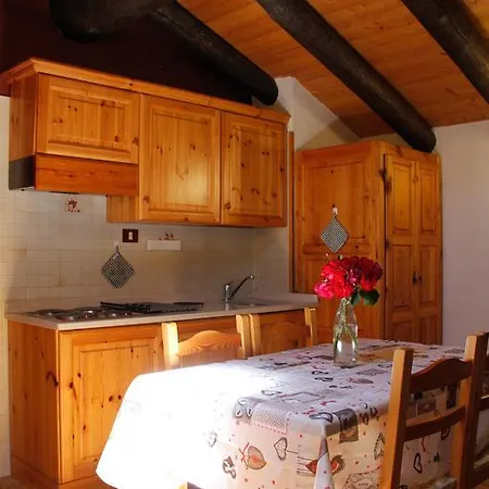 Lägenhetshotell Casa Chamonin Gressan