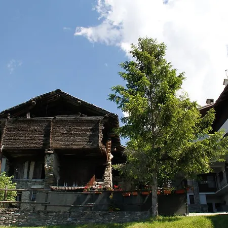 Апарт-отель Casa Chamonin Грессан