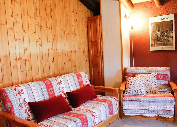 Apartmanhotel Casa Chamonin 3*